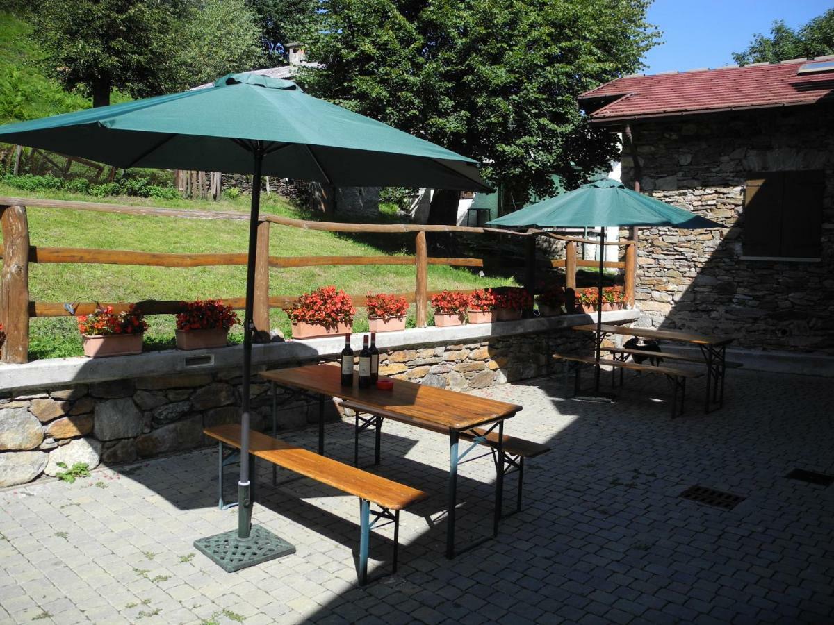 Agriturismo Piccolo Paradiso Pianello Del Lario Eksteriør billede