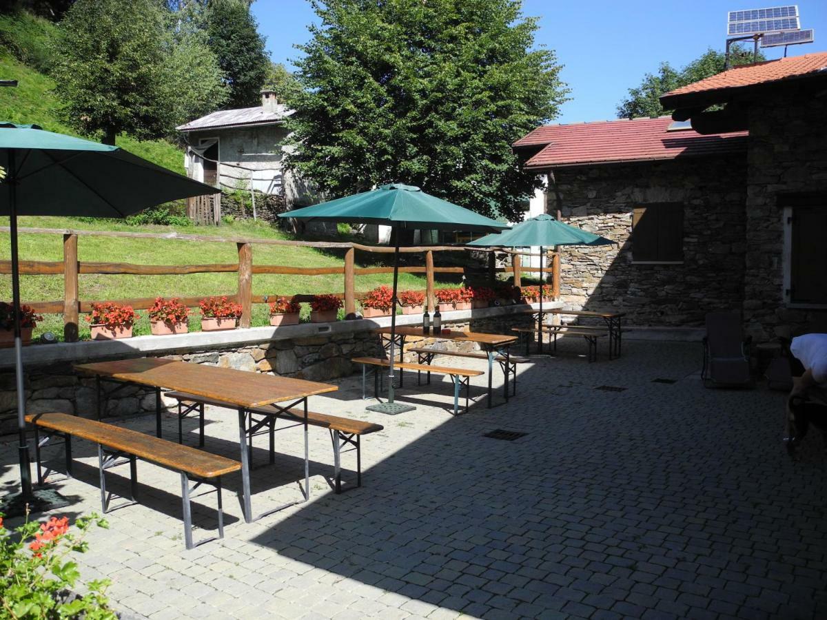 Agriturismo Piccolo Paradiso Pianello Del Lario Eksteriør billede