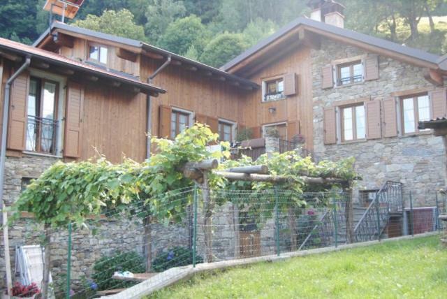 Agriturismo Piccolo Paradiso Pianello Del Lario Eksteriør billede